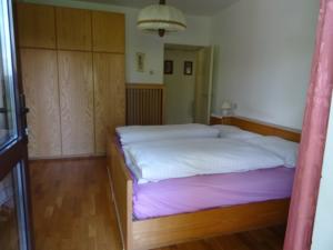 Haus Sabine Apartment Hilde Großes Schlafzimmer 